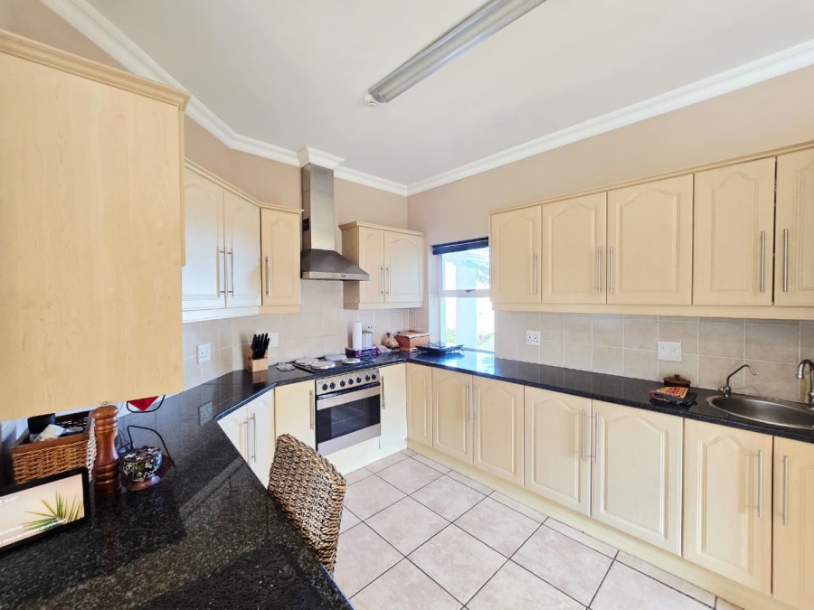3 Bedroom Property for Sale in Kingswood Golf Estate Western Cape